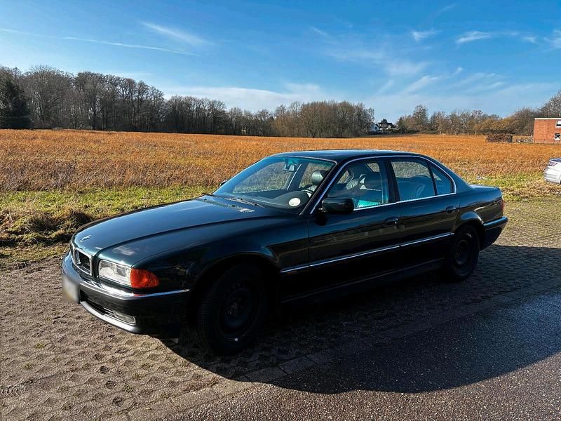 Gebraucht BMW 735 235 PS (172 kW) 1996 Grün Limousine