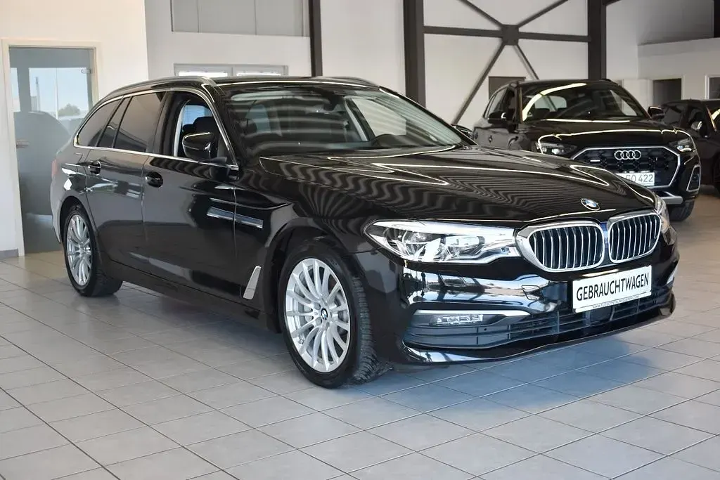 Gebraucht BMW 530 265 PS (194 kW) 2018 Schwarz Kombi