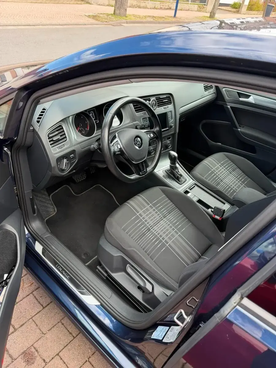 Gebraucht VW Golf VII 115 PS (84 kW) 2016 Andere farben Limousine
