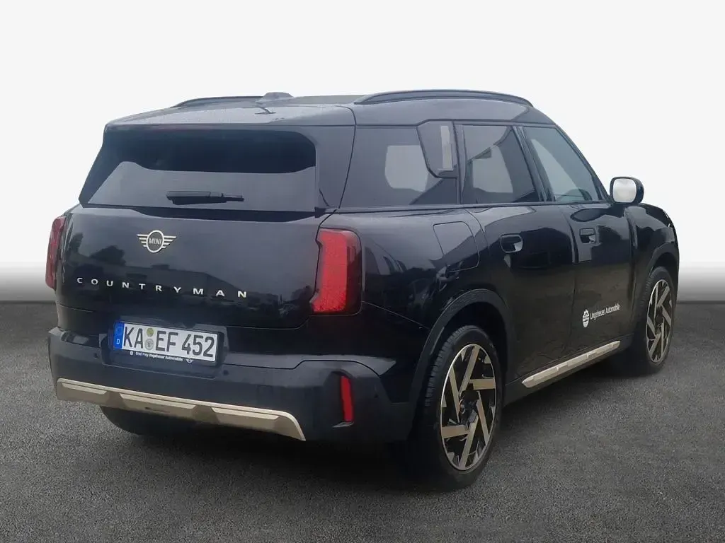 Gebraucht Mini Countryman Essential 156 PS (114 kW) 2025 Midnight black metallic SUV