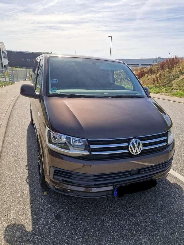 Braun Gebraucht 2015 VW T6 Comfortline Van | 32.500 € (Guter Preis) - Bild 1/4