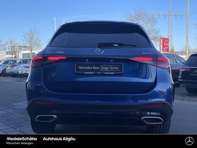 Gebraucht Mercedes GLC200 AMG 204 PS (150 kW) 2025 Blau SUV