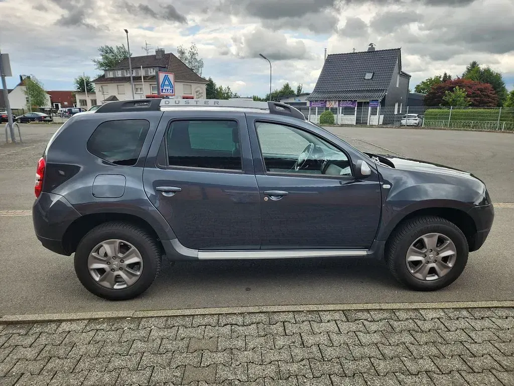 Gebraucht Dacia Duster 102 PS (75 kW) 2014 Grau SUV