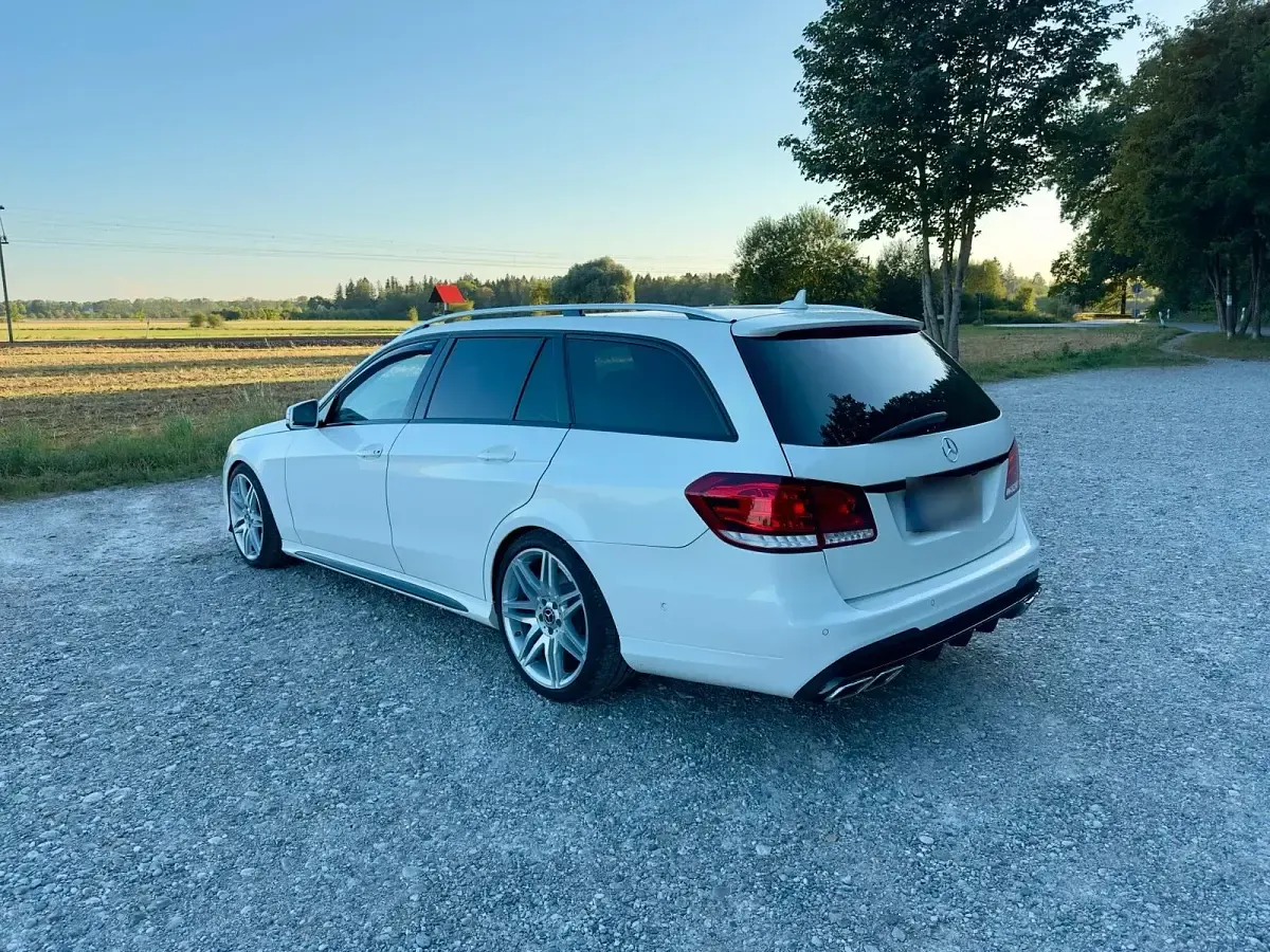 Gebraucht Mercedes E350 AMG 258 PS (189 kW) 2014 Weiß Kombi