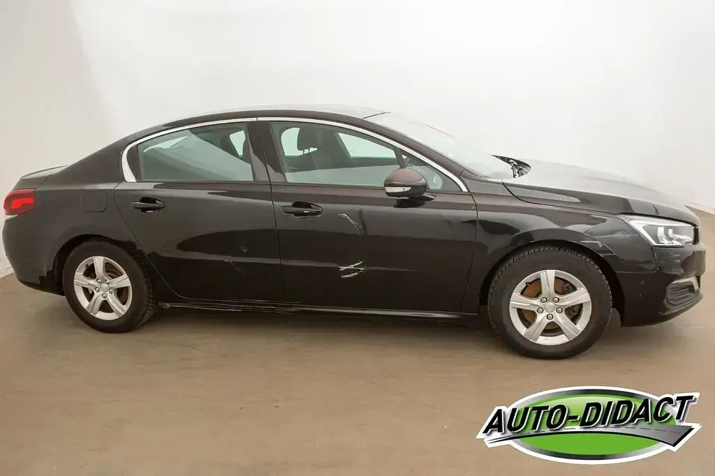 Gebraucht Peugeot 508 Active 165 PS (121 kW) 2015 Schwarz Limousine