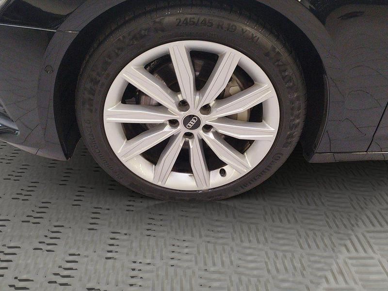 Gebraucht Audi A6 Ambiente 245 PS (180 kW) 2022 Schwarz Kombi