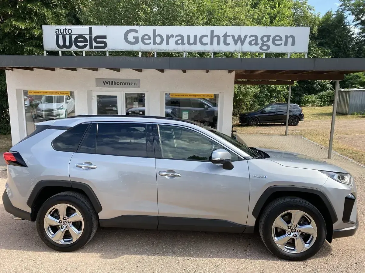 Gebraucht Toyota RAV4 Hybrid Lounge 178 PS (130 kW) 2019 SUV