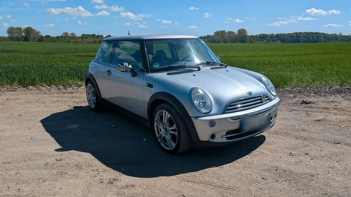 Używany Mini Cooper 90 KM (66 kW) 2006 Srebrny Hatchback