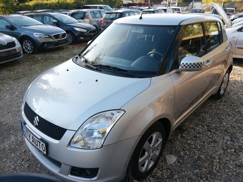 Silber Gebraucht 2010 Suzuki Swift Kleinwagen | 2.970 € (Etwas zu teuer) - Bild 1/4
