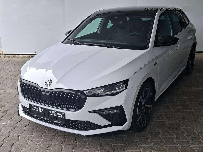 Moonweiss metallic Gebraucht 2024 Skoda Scala Monte Carlo Kleinwagen | 24.890 € (Fairer Preis) - Bild 1/4