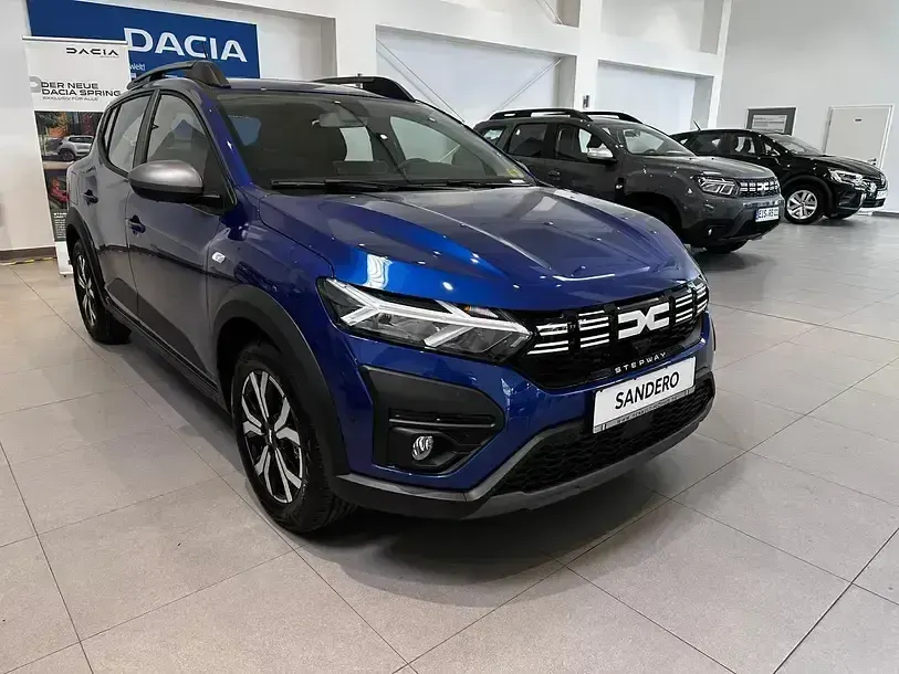Używany Dacia Sandero Expression 91 KM (66 kW) 2023 Niebieski Hatchback
