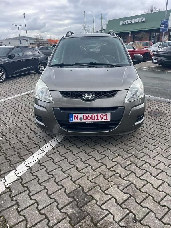 Gebraucht Hyundai Matrix 105 PS (77 kW) 2009 Grau Van / Kleinbus