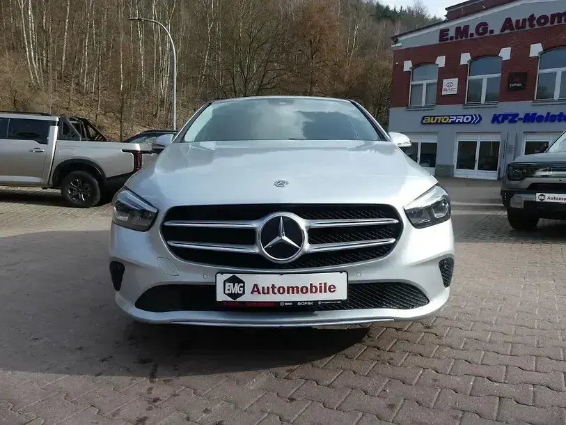 Second-hand Mercedes B220 190 CP (139 kW) 2019 Argintiu Monovolum