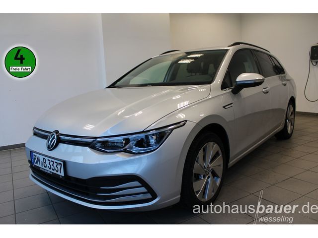 Silber metallic Gebraucht 2022 VW Golf VIII Style Kombi | 39.990 € - Bild 1/4