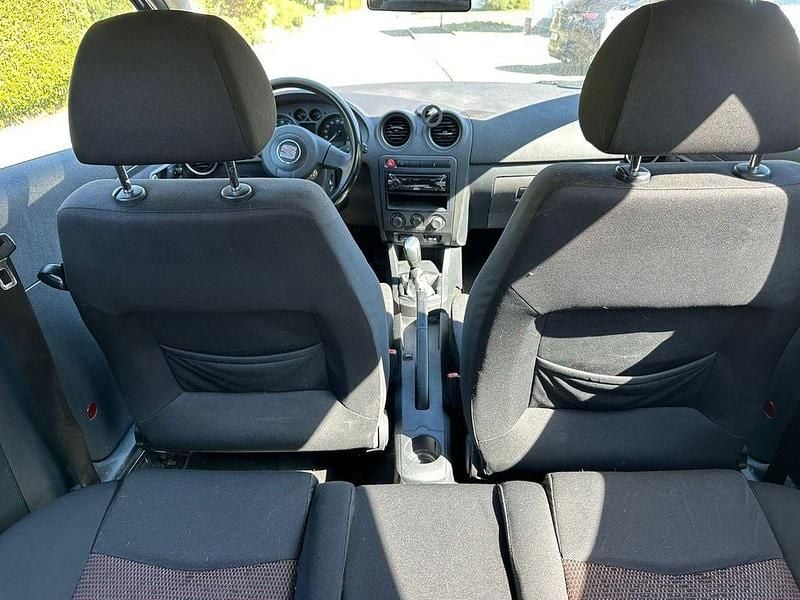 Second-hand Seat Ibiza 101 CP (74 kW) 2006 Negru Hatchback