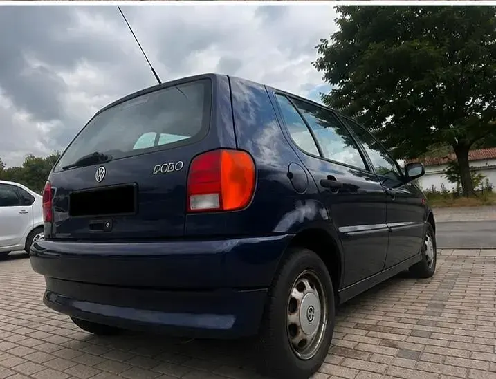 Gebraucht VW Polo 60 PS (44 kW) 1999 Blau Kleinwagen