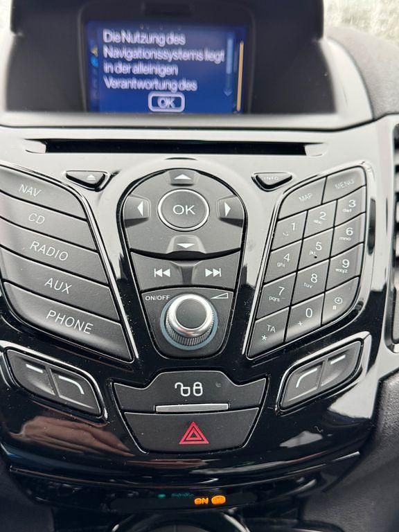 Gebraucht Ford Fiesta Titanium 95 PS (69 kW) 2016 Blau Limousine