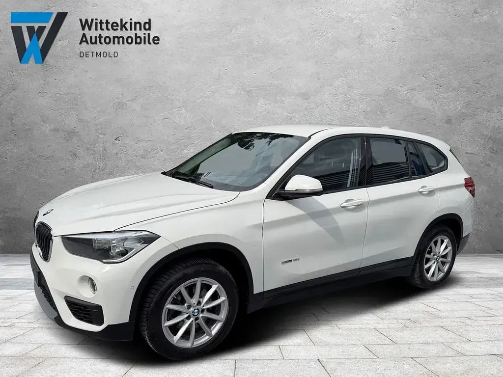 Gebraucht BMW X1 Advantage 140 PS (102 kW) 2018 Weiß SUV