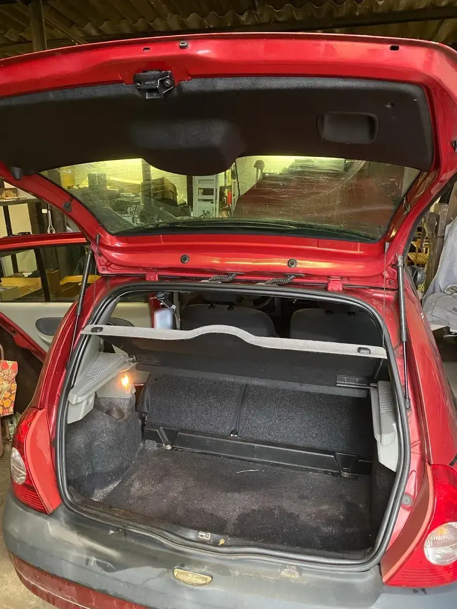 Usata Renault Clio II 2005 Rosso Utilitaria