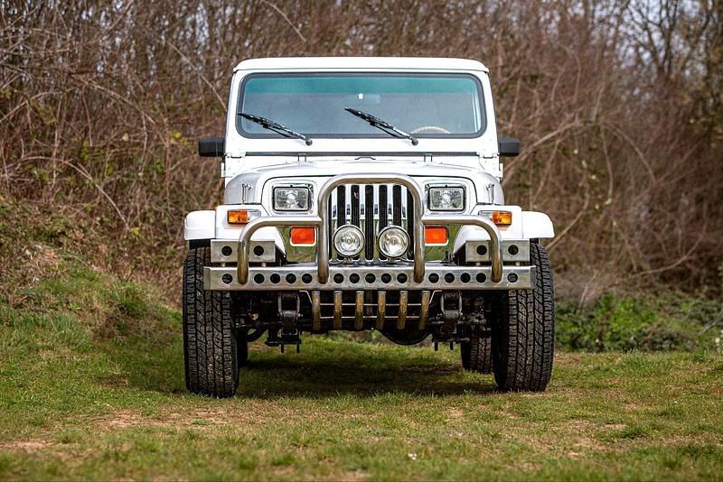 Gebraucht Jeep Wrangler 121 PS (88 kW) 1989 Weiß SUV
