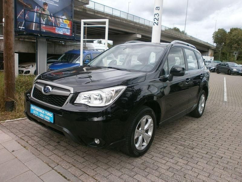 Gebraucht Subaru Forester Exclusive+ 147 PS (108 kW) 2015 Schwarz SUV