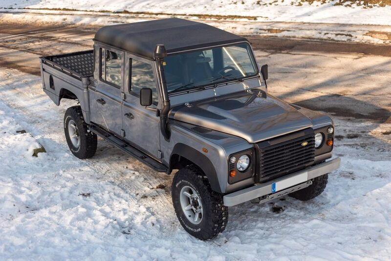 Grau Gebraucht 2007 Land Rover Defender SUV | 27.000 € (Fairer Preis) - Bild 1/4