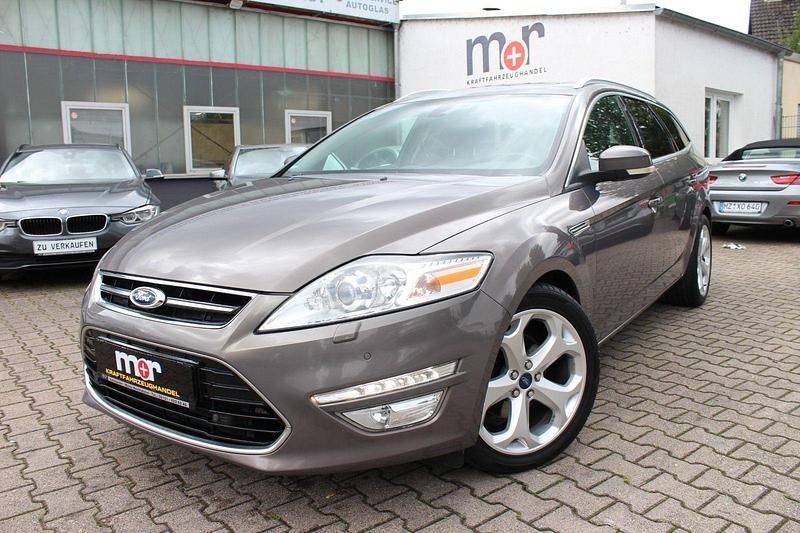 Braun Gebraucht 2012 Ford Mondeo Titanium Kombi | 4.990 € (Guter Preis) - Bild 1/4