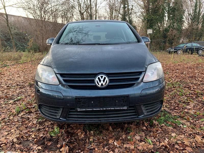 Blau Gebraucht 2005 VW Golf IV Trendline Kombi | 3.700 € (Fairer Preis) - Bild 1/4