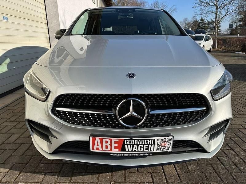 Gebraucht Mercedes B220 AMG line 190 PS (139 kW) 2021 Silber Van / Kleinbus