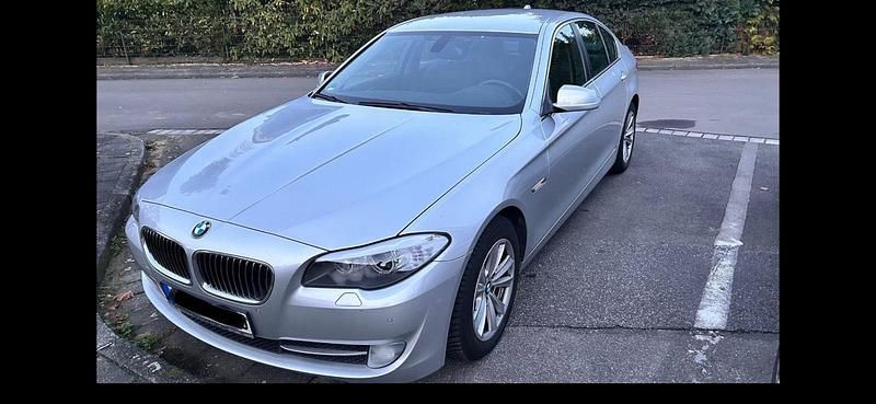 Silber Gebraucht 2010 BMW 535 Limousine | 19.400 € (Fairer Preis) - Bild 1/3