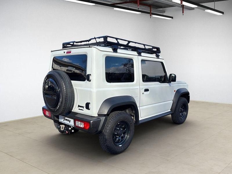 Gebraucht Suzuki Jimny 102 PS (75 kW) 2022 Weiß SUV