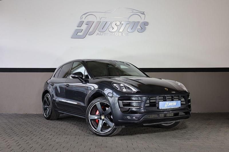 Grau Gebraucht 2018 Porsche Macan Turbo SUV | 37.400 € (Superpreis) - Bild 1/4