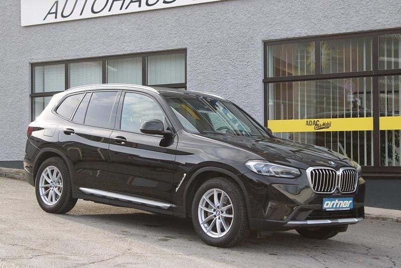Gebraucht BMW X3 Sport Line 190 PS (139 kW) 2022 Schwarz SUV