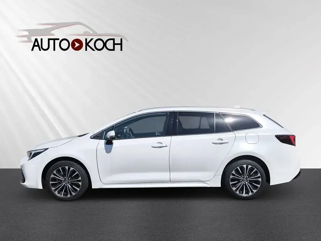 Neu Toyota Corolla 184 PS (135 kW) 2025 Weiß Kombi