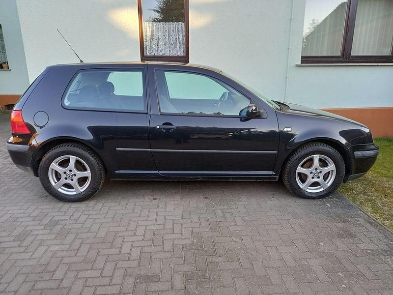 Gebraucht VW Golf IV Comfortline 75 PS (55 kW) 2000 Schwarz Limousine