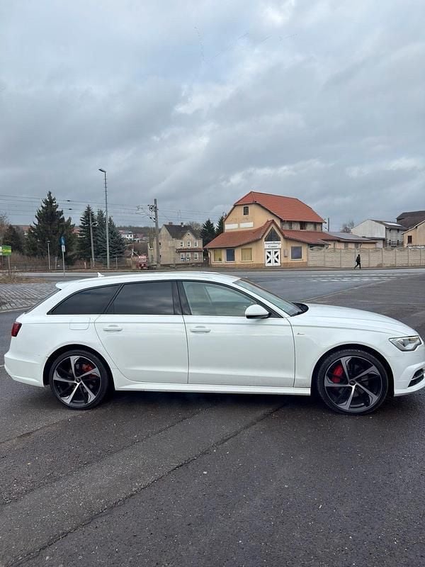 Gebraucht Audi A6 Comfort 220 PS (161 kW) 2017 Weiß Kombi