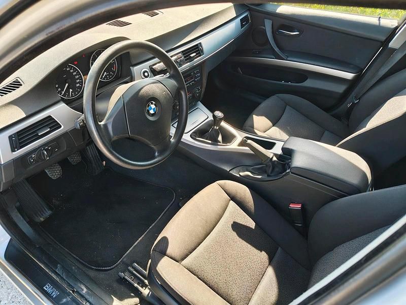 Używany BMW 320 150 KM (110 kW) 2005 Kombi