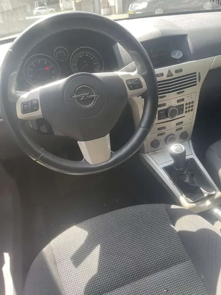Gebraucht Opel Astra Cabriolet 105 PS (77 kW) 2007 Silber Cabrio