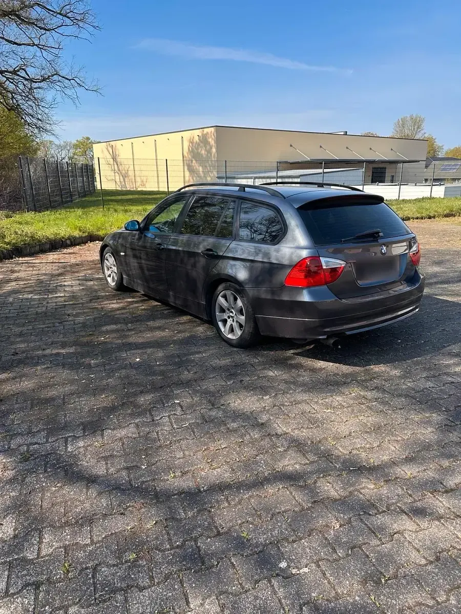 Gebraucht BMW 320 150 PS (110 kW) 2006 Kombi