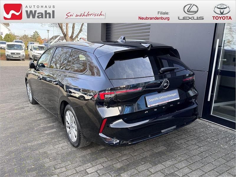 Gebraucht Opel Astra Elegance 131 PS (96 kW) 2023 Perlschwarz Kombi