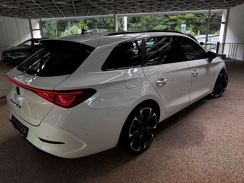 Gebraucht Cupra Leon VZ 245 PS (180 kW) 2022 White candy Kombi