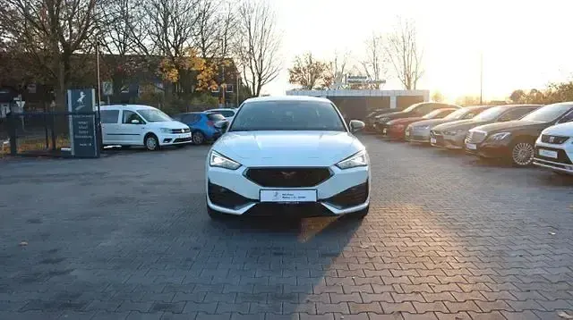 Gebraucht Cupra Leon VZ 245 PS (180 kW) 2021 Weiß Limousine