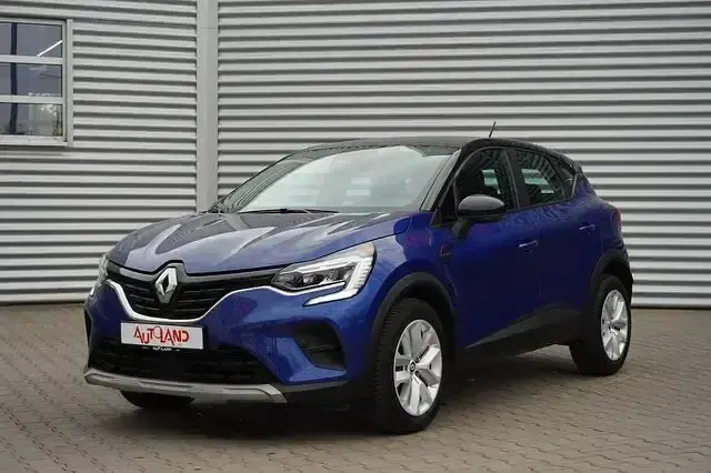 Gebraucht Renault Captur Zen 140 PS (102 kW) 2022 Blue rqh + black gne SUV
