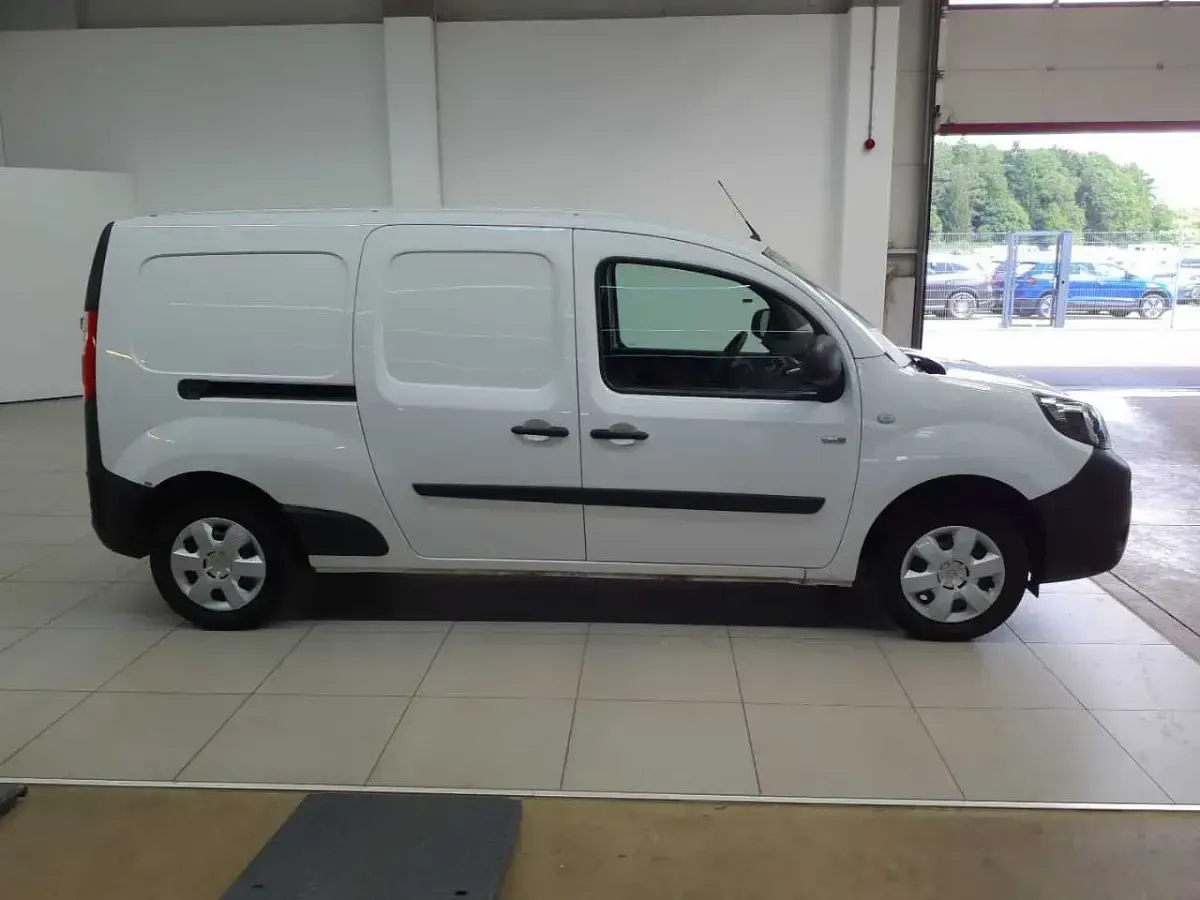 Gebraucht Renault Kangoo 44 kW (60 PS) 2022 Mineralweiß Van / Kleinbus