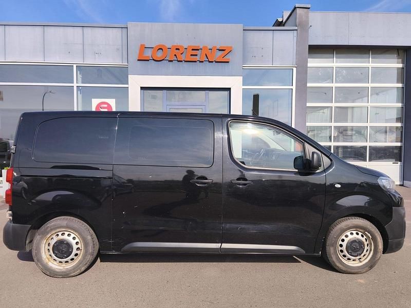 Gebraucht Peugeot Expert 150 PS (110 kW) 2019 Schwarz Van