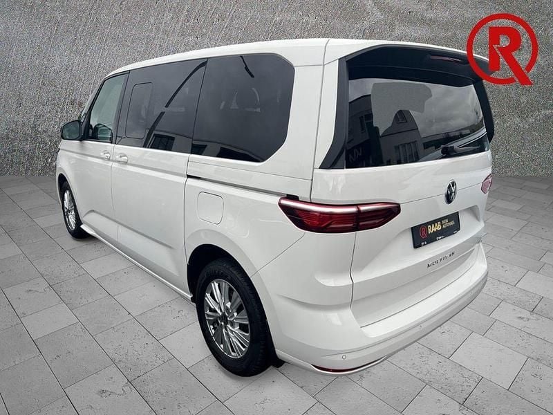 Gebraucht VW Multivan 204 PS (150 kW) 2022 Candyweiss Van