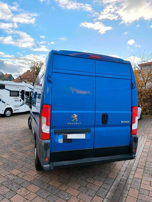 Gebraucht Peugeot Boxer 131 PS (96 kW) 2017 Blau Van