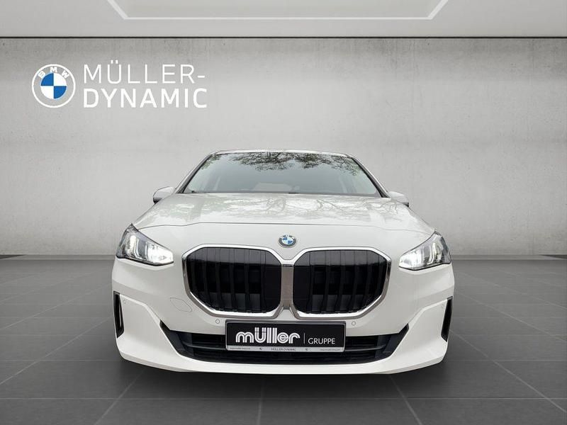 Gebraucht BMW 218 Active Tourer Efficient Dynamics 150 PS (110 kW) 2022 Weiß Van / Kleinbus