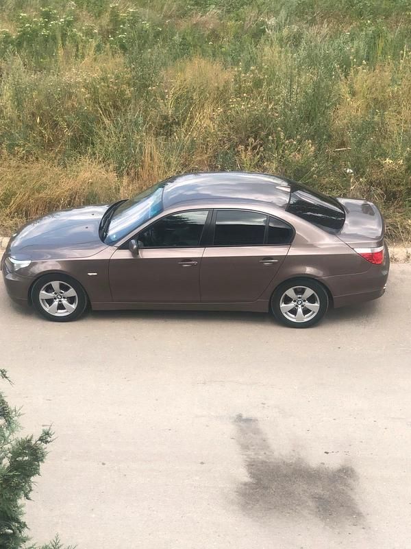 Gebraucht BMW 525 218 PS (160 kW) 2004 Braun Limousine