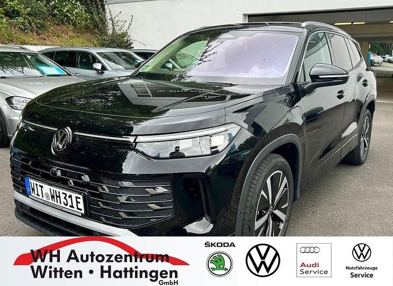 Grenadillschwarz metallic Gebraucht 2025 VW Tayron Elegance SUV | 61.400 € (Guter Preis) - Bild 1/3